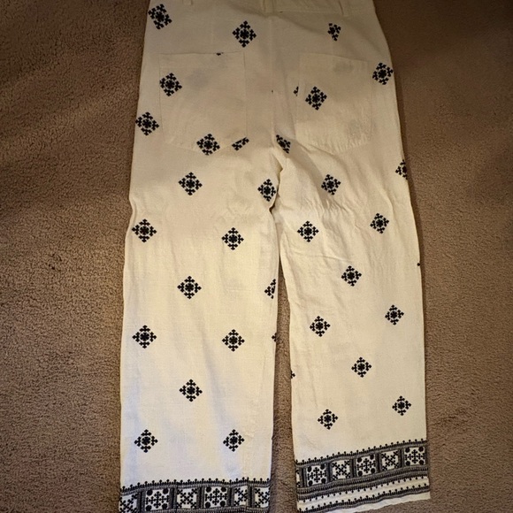 NWOT Women’s Linen Ankle Pants size Medium - Picture 9 of 9